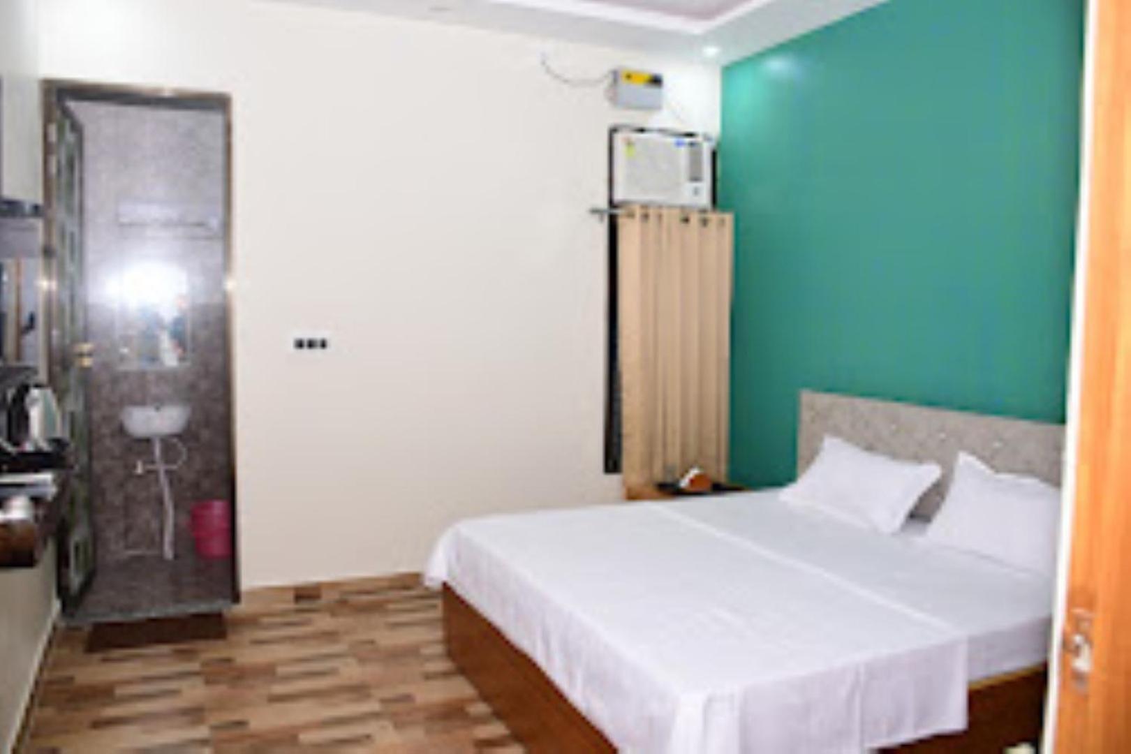 Renu Paradise , Ayodhya Hotel Ngoại thất bức ảnh